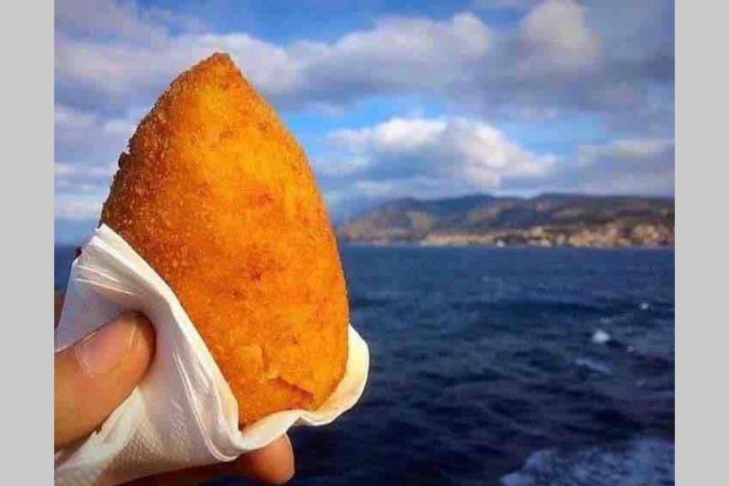 Malavoglia Suite 18 Aci Castello Dış mekan fotoğraf